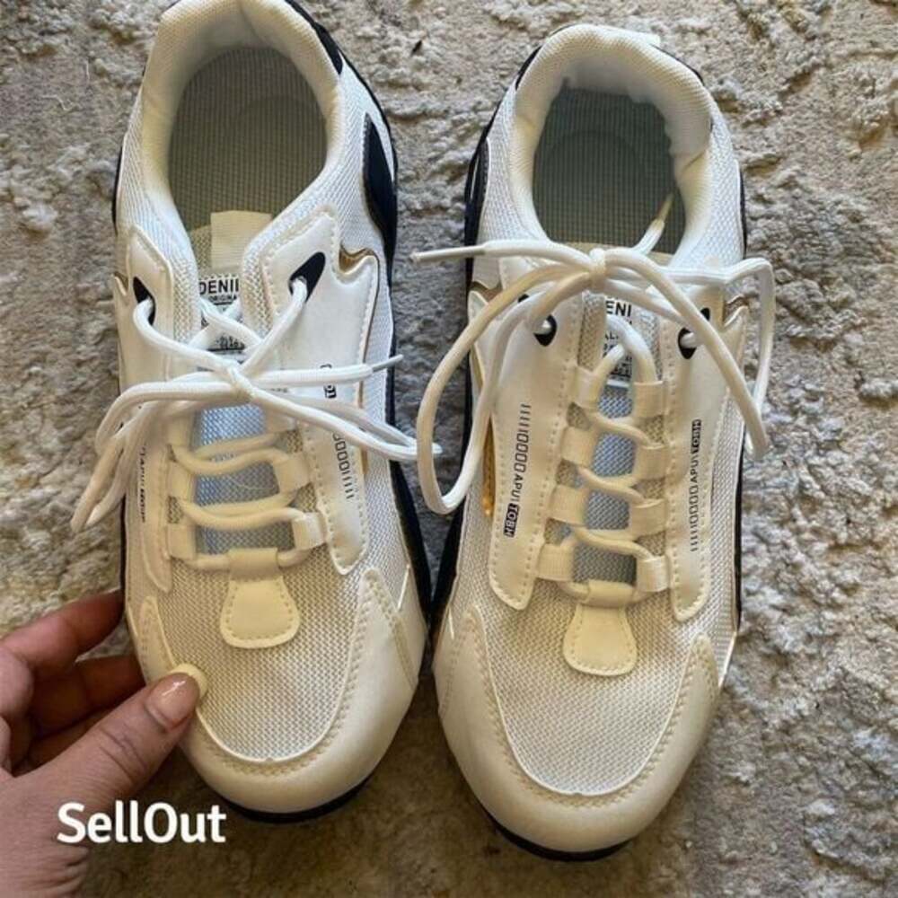 Women's White Sneakers Gold Accents Size 10 Casual Lace Up Shoes